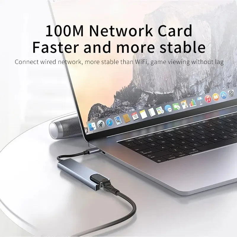 Hub USB-C 8 en 1 - en uso