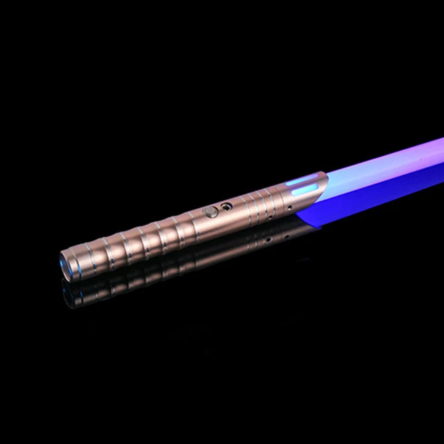 Sable Láser Cosplay RGB Metálico con Sonidos